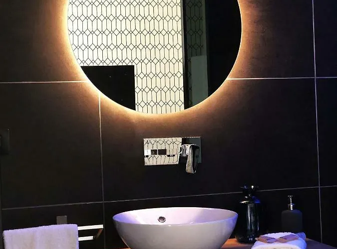 בית הארחה St. Peter Manor 4*